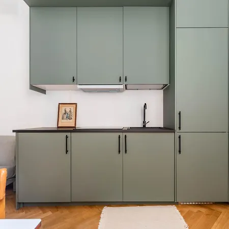 Stylish And Cozy Loft In Isola, Appartamento