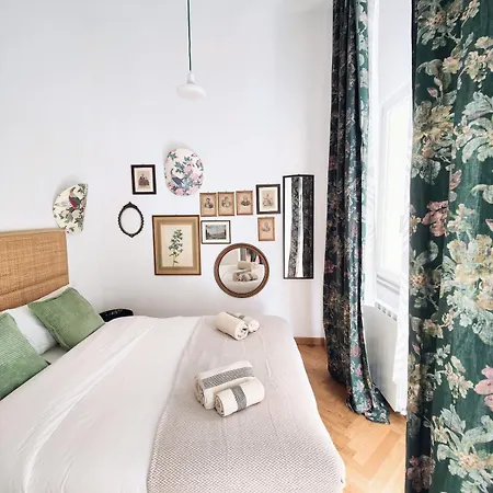 Stylish And Cozy Loft In Isola, Appartamento *